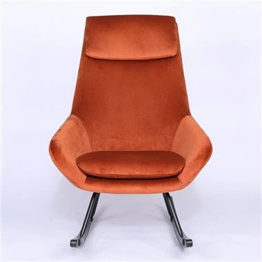 सुरुचिपूर्ण लाउंज चेयर